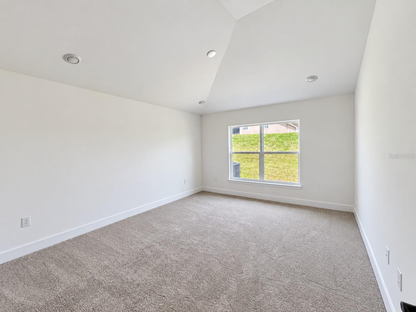 1635 Ann Rose Way Property Photo 11
