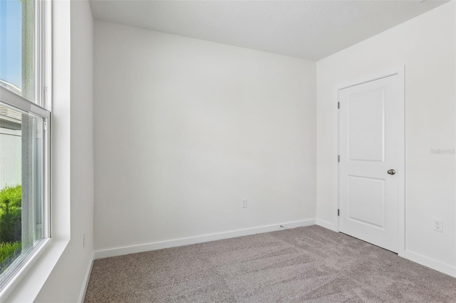 2700 Meadow Crest Dr Property Photo 15