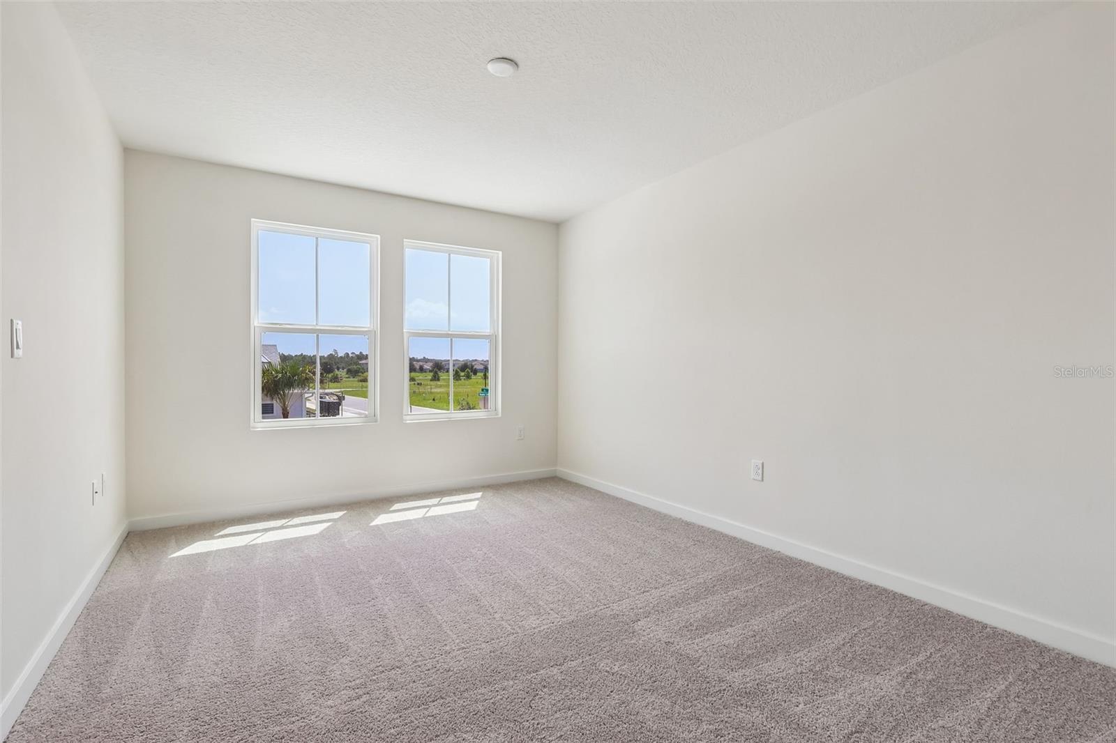 2700 Meadow Crest Dr Property Photo 21