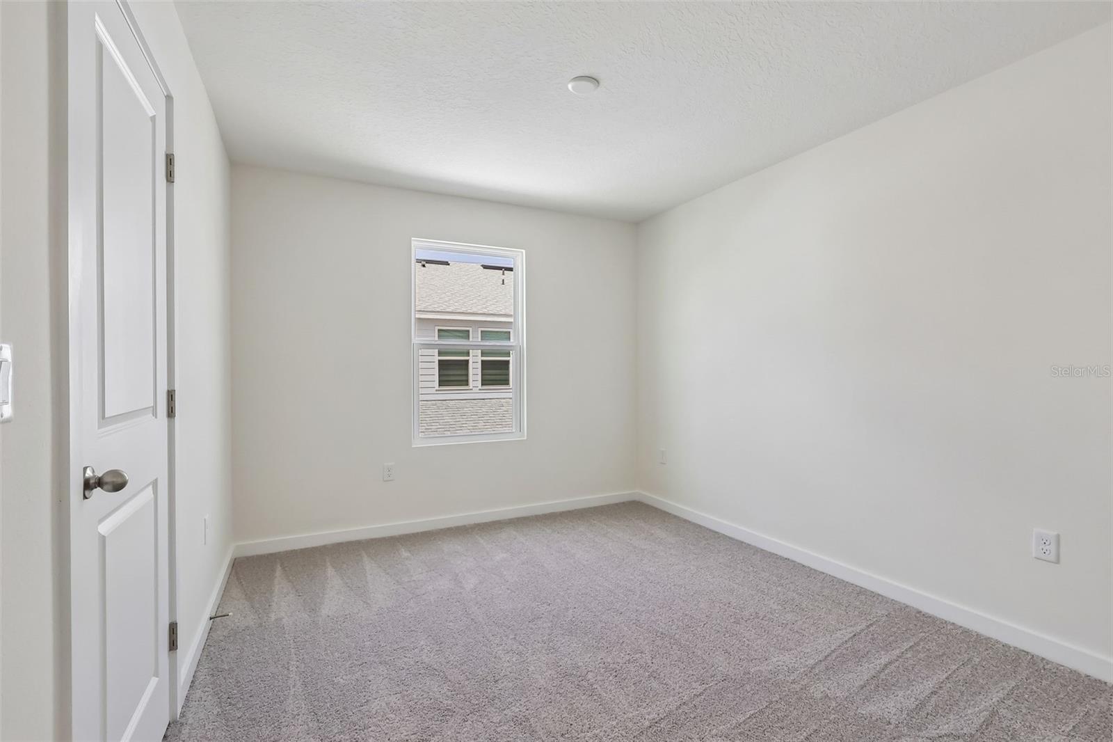 2700 Meadow Crest Dr Property Photo 27