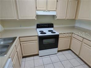 13917 Fairway Island Dr #917 Property Photo 6