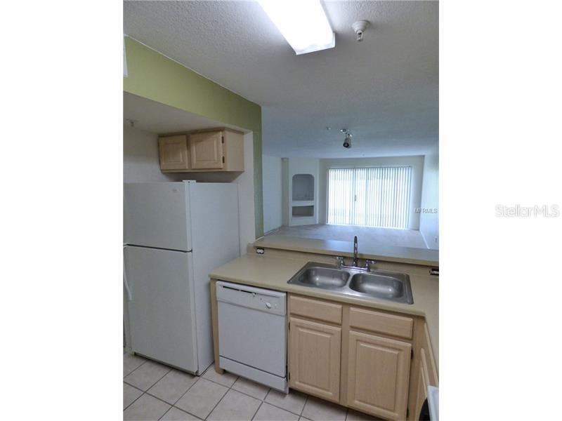 13917 Fairway Island Dr #917 Property Photo 7