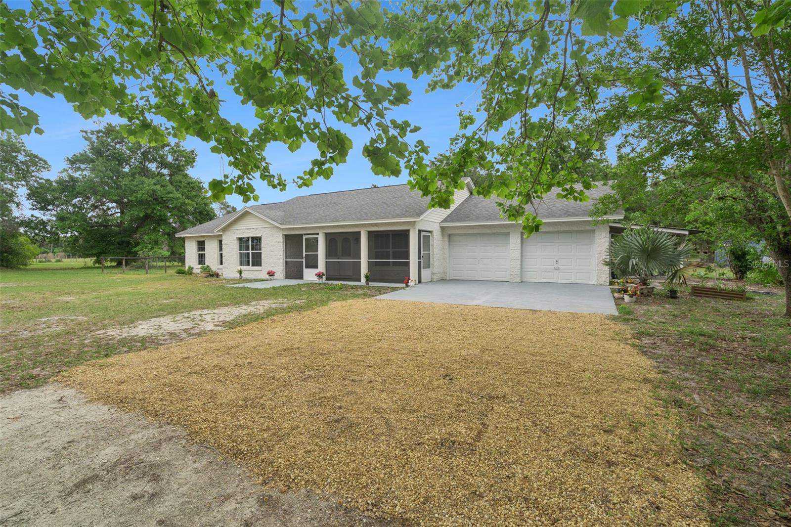 22726 Winterwillow Ln Property Photo 3