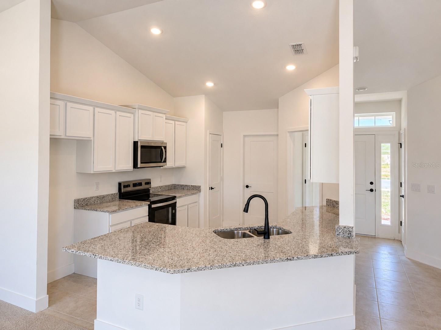 1680 Ann Rose Way Property Photo 3