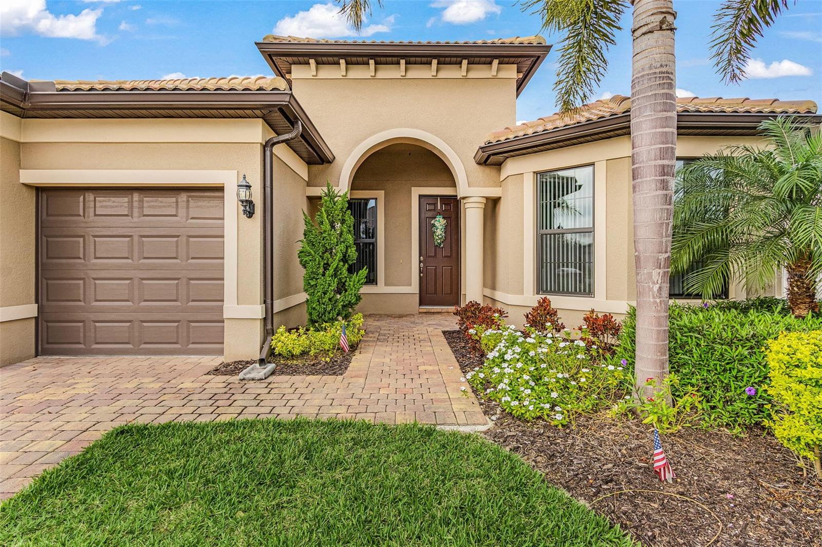 12437 Golden Sage Dr Property Photo 4