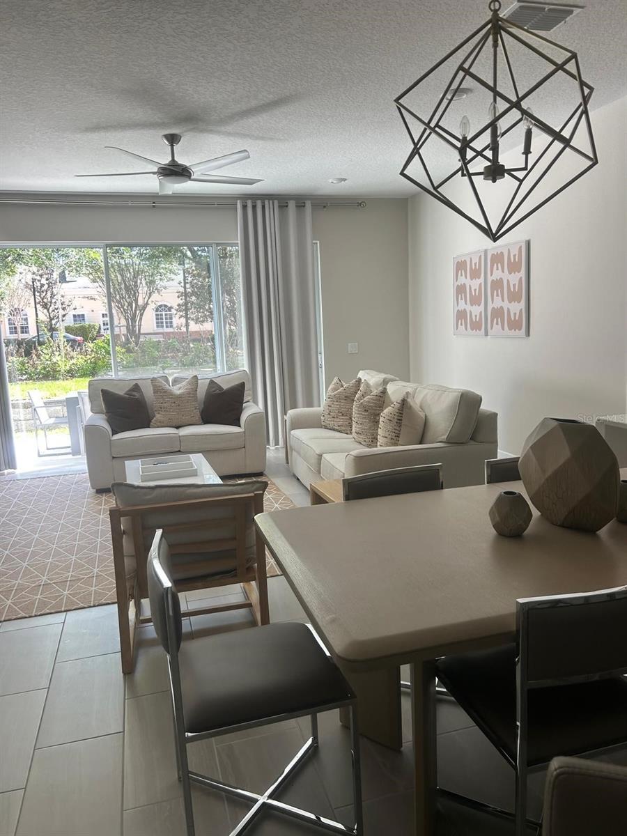 O6399932 Property Photo 4