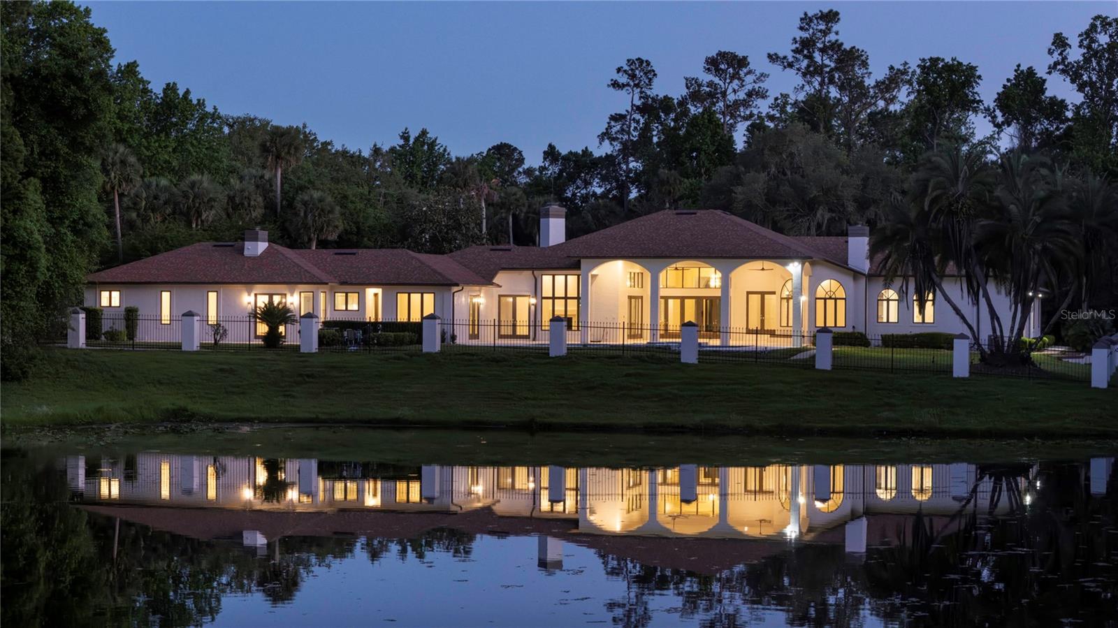 2228 EARLEAF CT