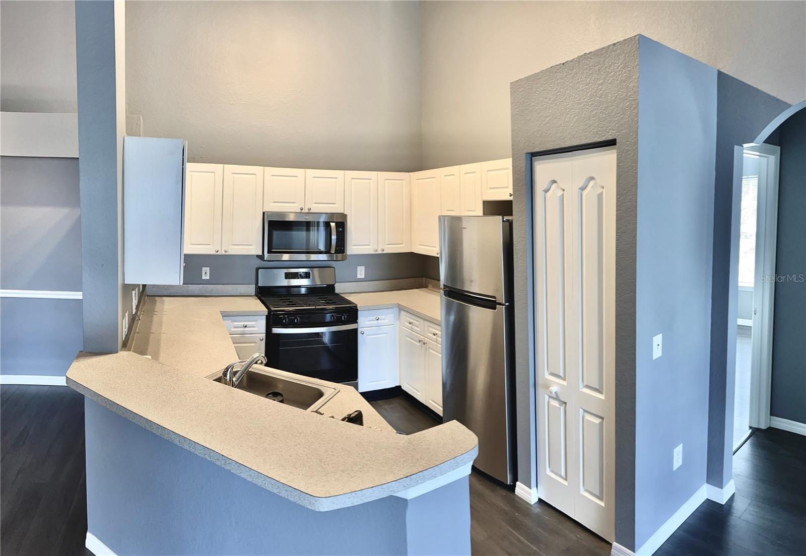 3361 S Kirkman Rd #821 Property Photo 5
