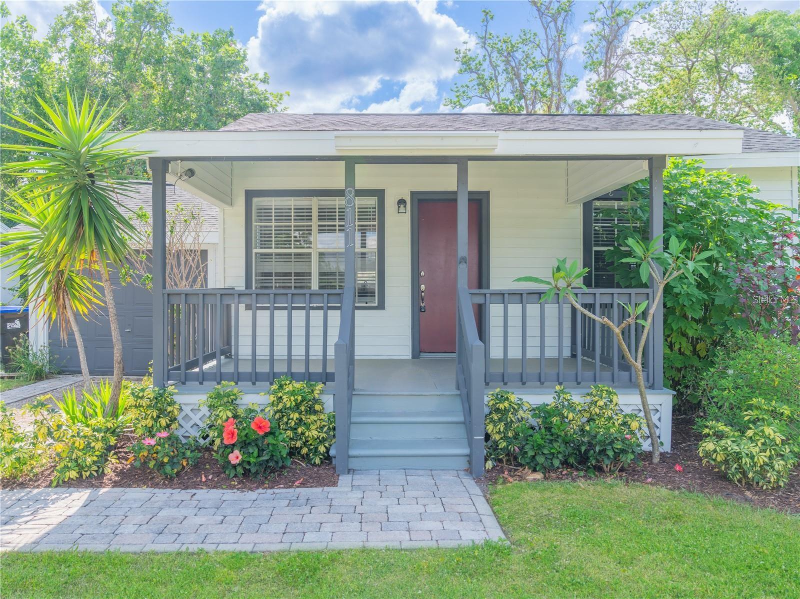 811 OVERSPIN DR
