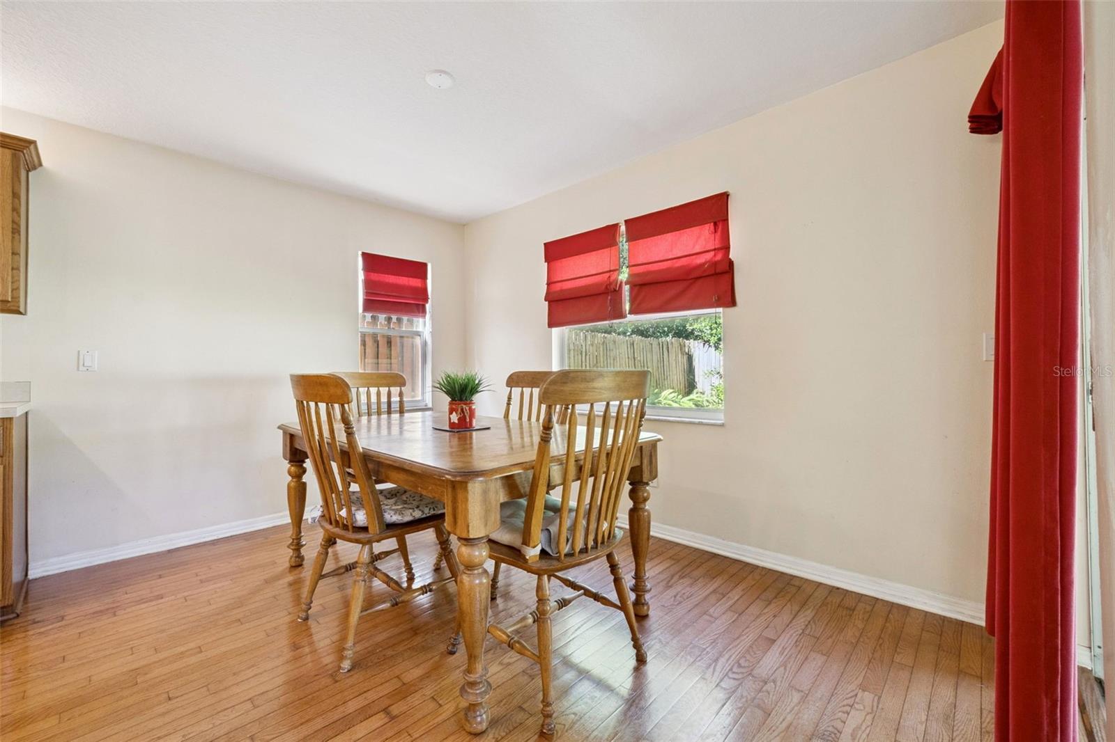 436 Opal Ct Property Photo 10