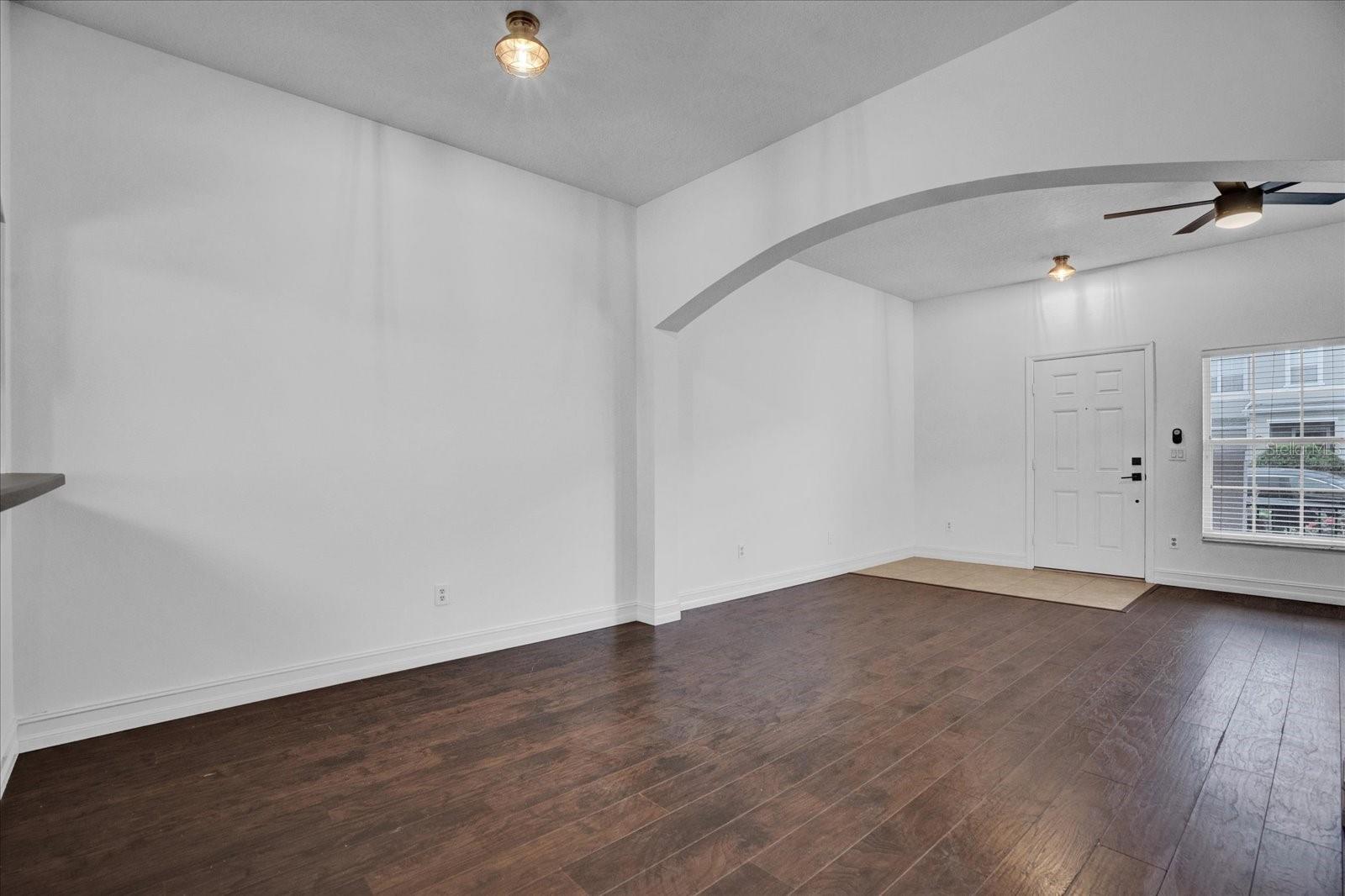 16130 Old Ash Loop Property Photo 8