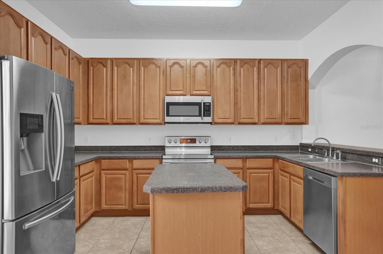 16130 Old Ash Loop Property Photo 11