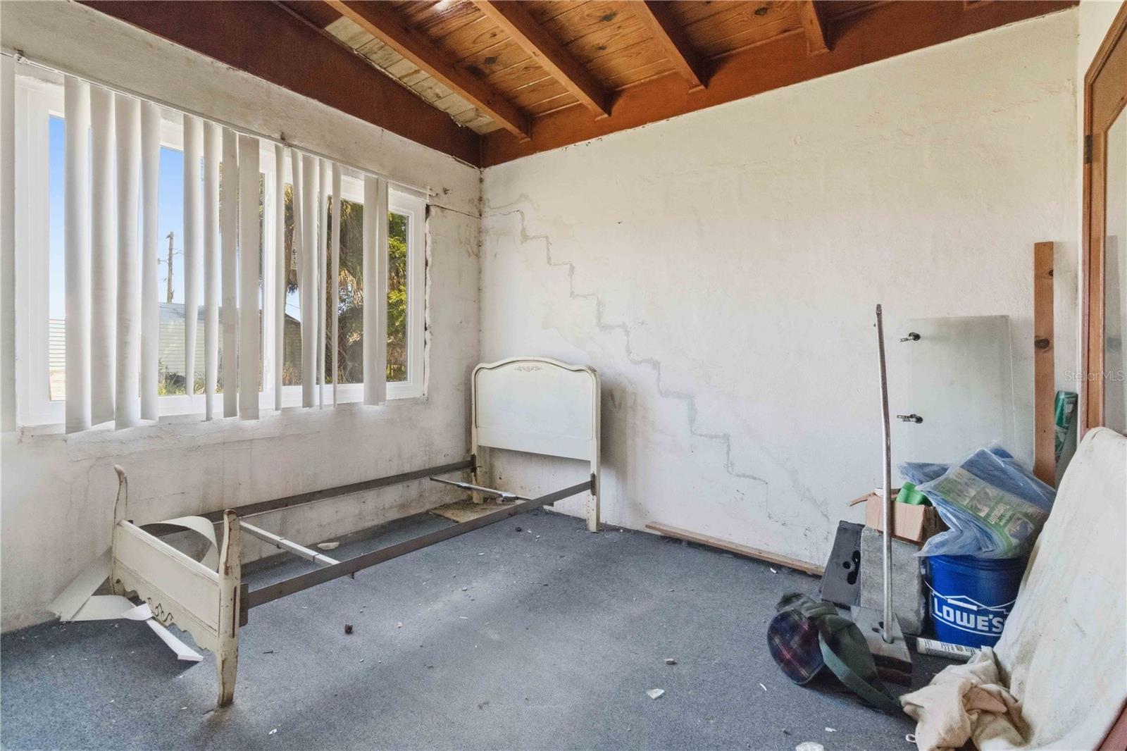 214 Blake Ave Property Photo 12