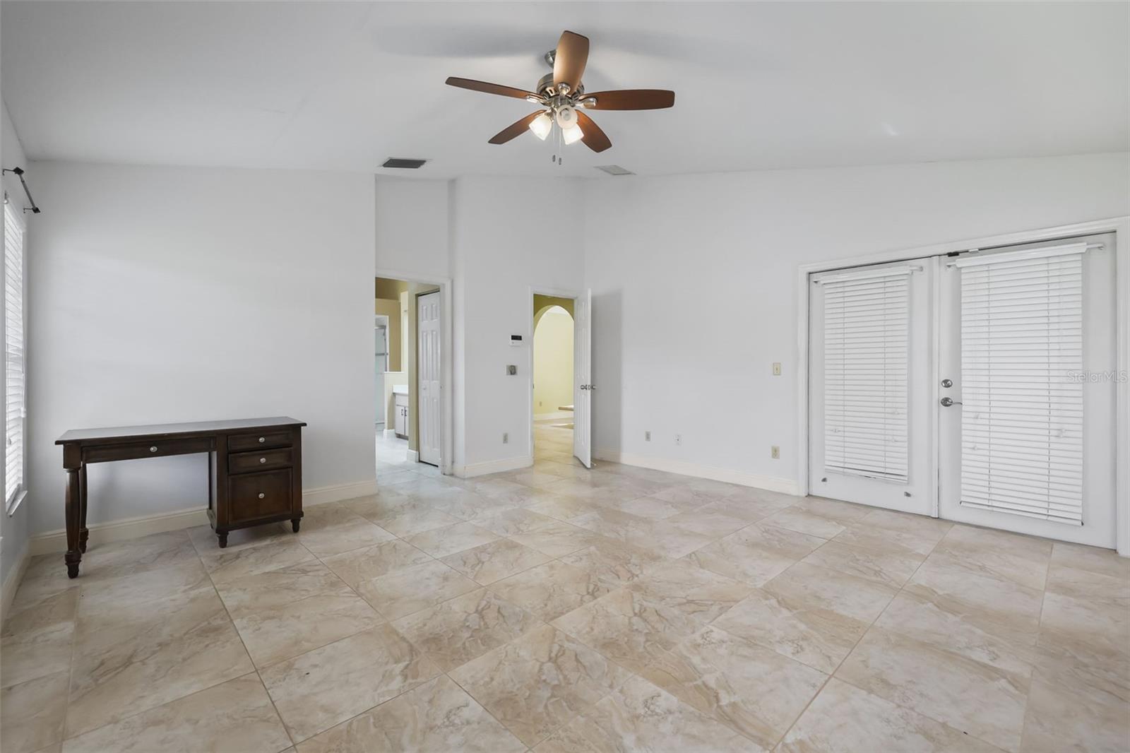 2243 Bancroft Blvd Property Photo 5