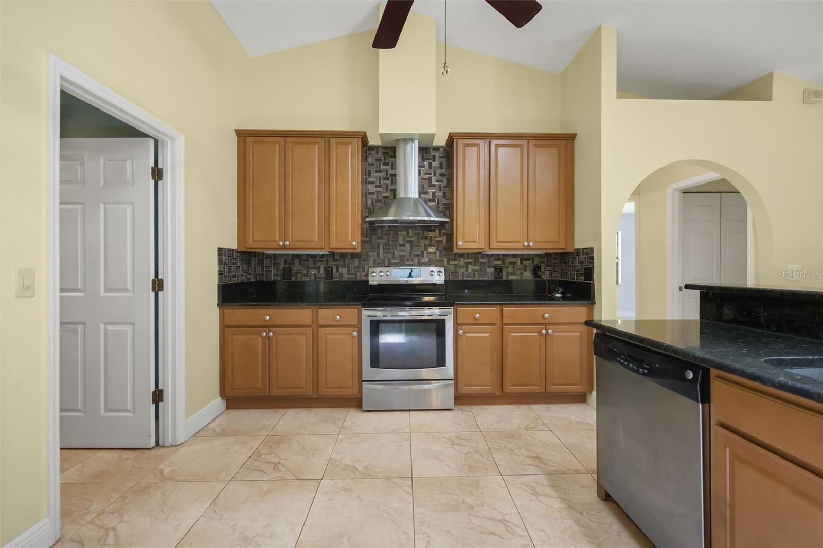 2243 Bancroft Blvd Property Photo 12