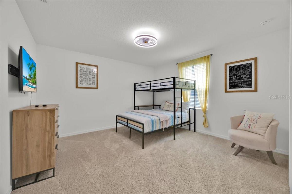 2342 Lancashire St Property Photo 35