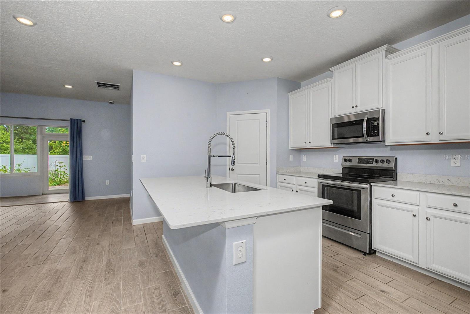7795 Sw 74th Loop Property Photo 6