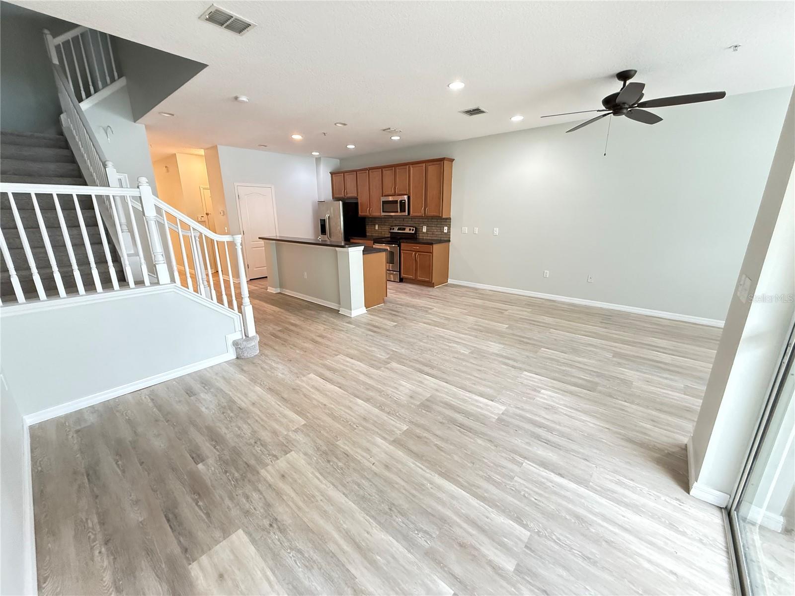 2530 Passamonte Dr #10e Property Photo 6
