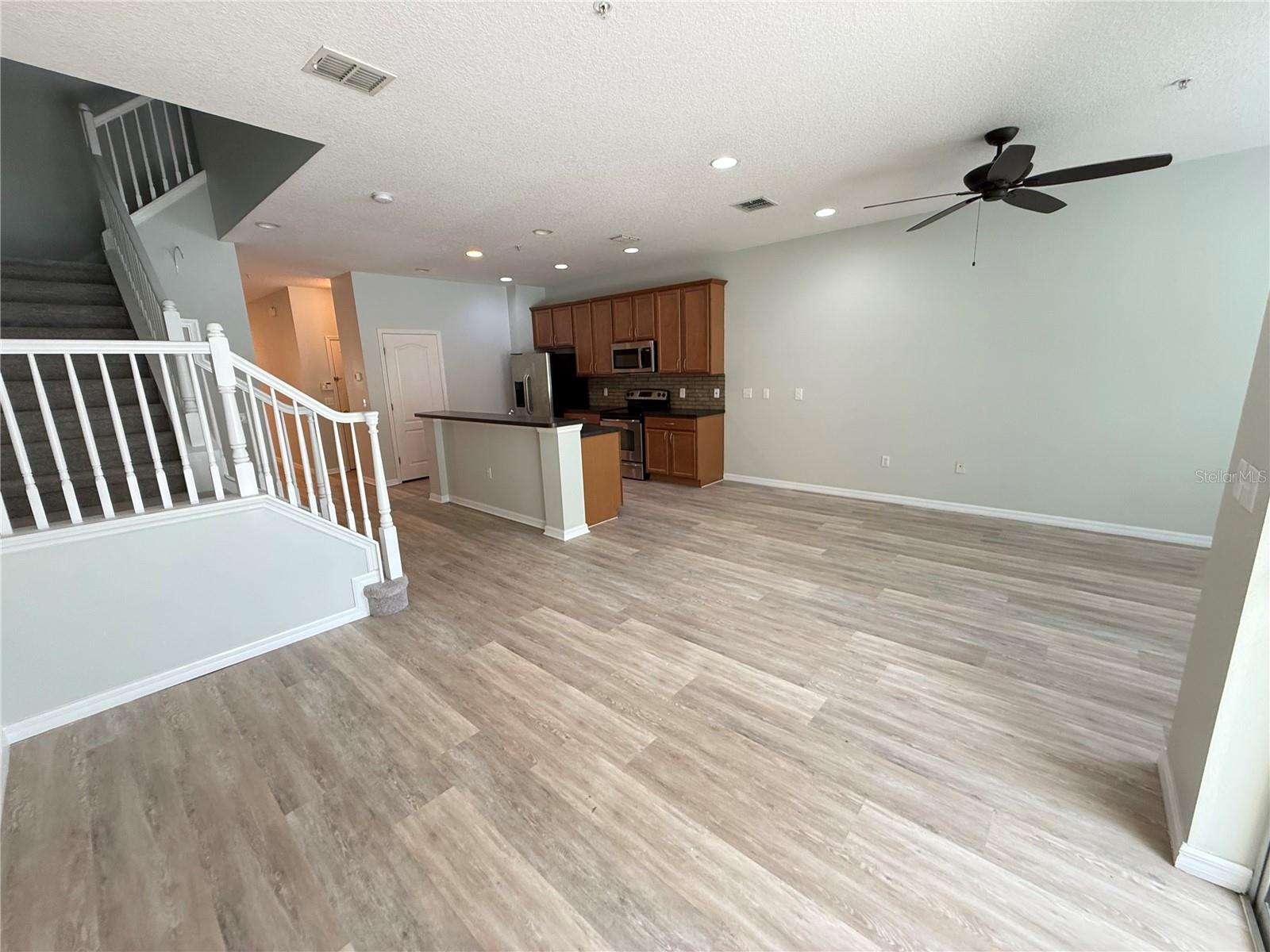 2530 Passamonte Dr #10e Property Photo 11