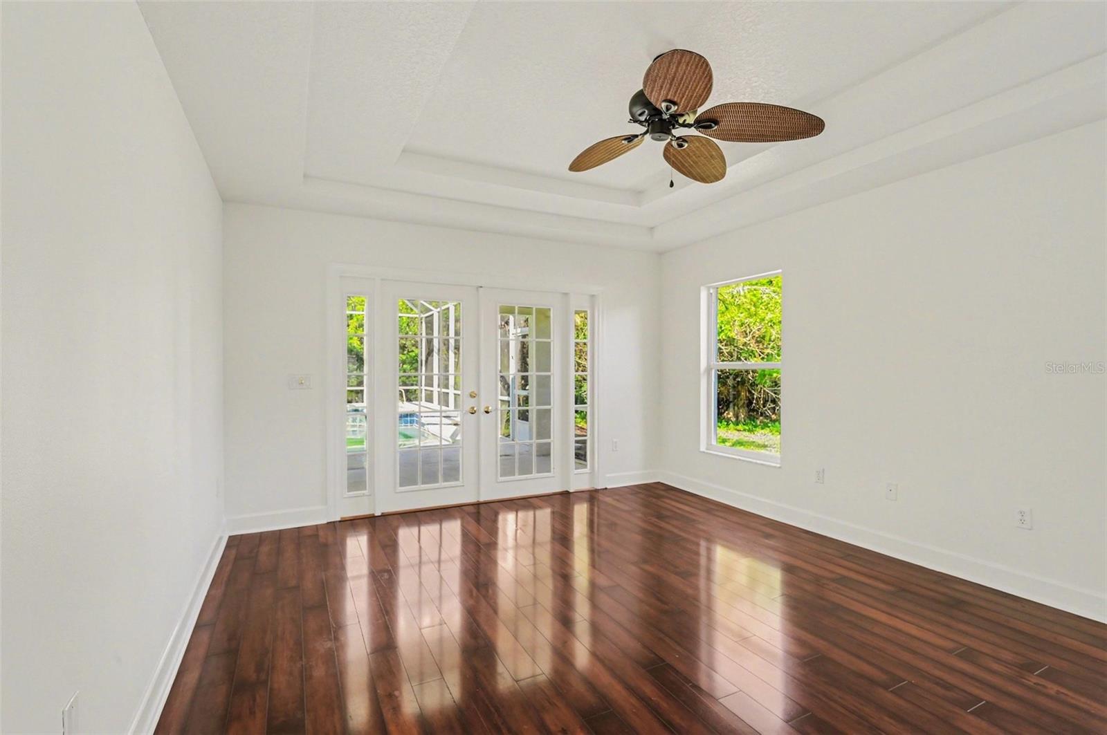 8 Fox Cliff Way Property Photo 4