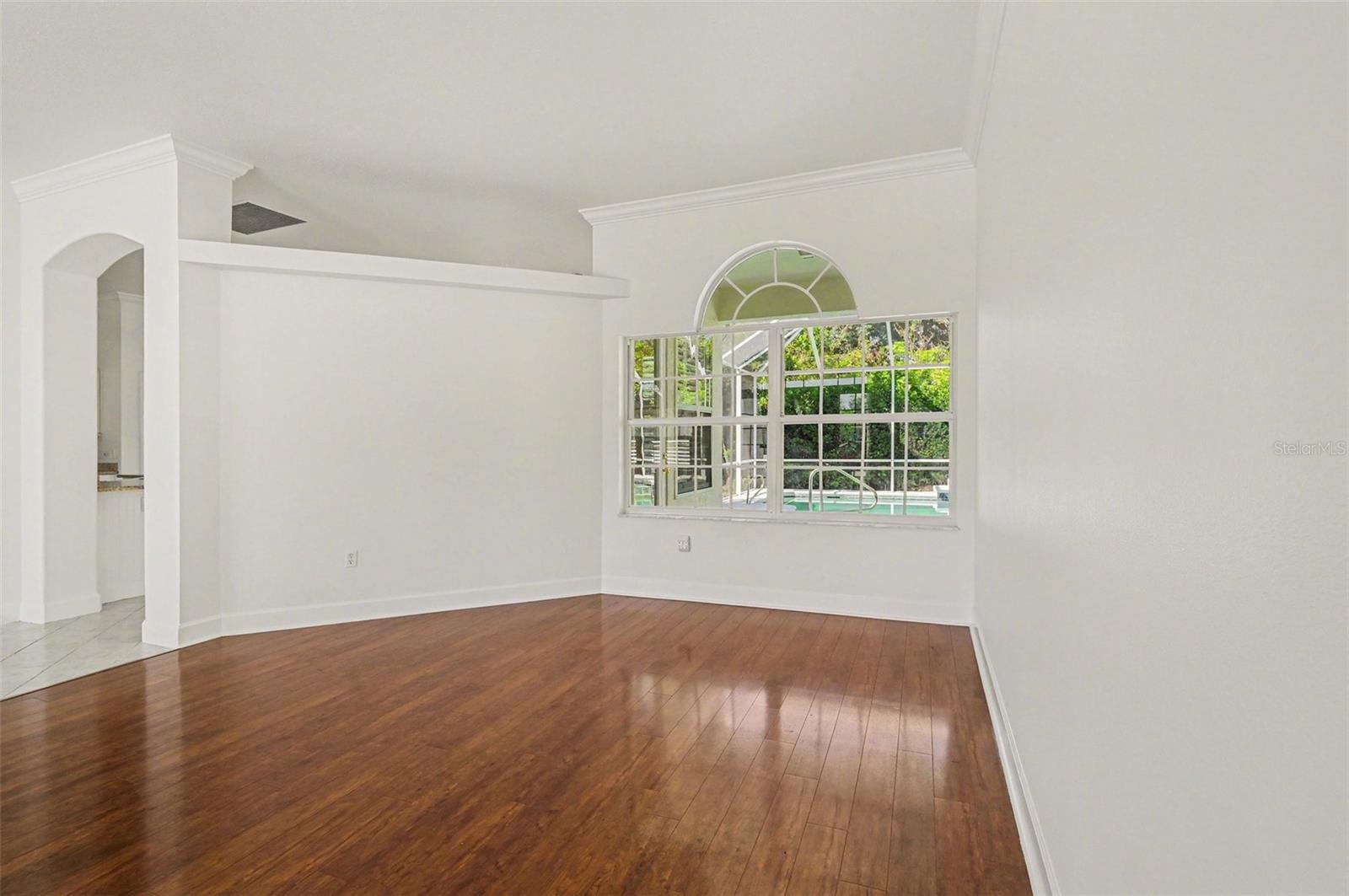 8 Fox Cliff Way Property Photo 11