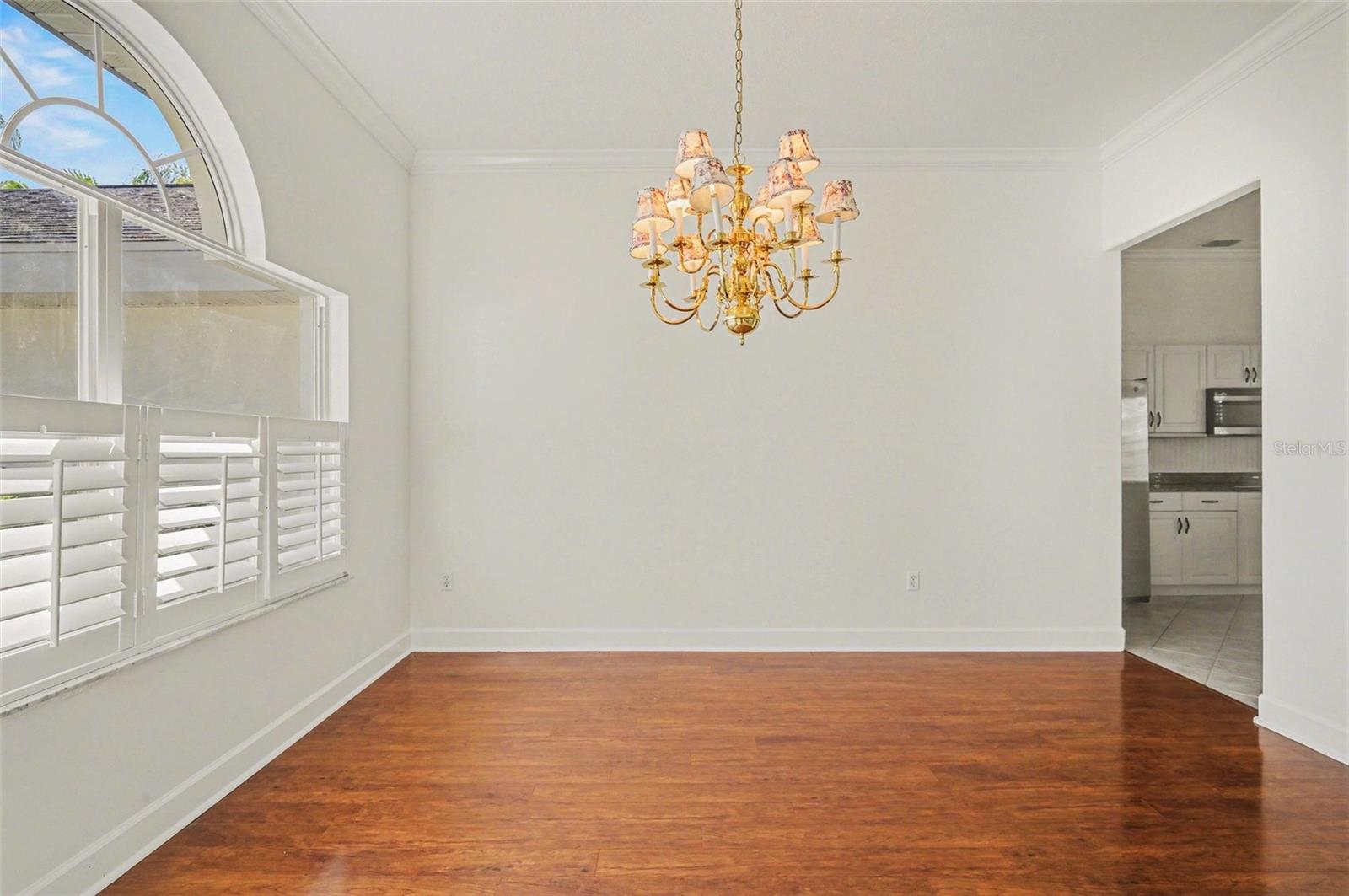 8 Fox Cliff Way Property Photo 12
