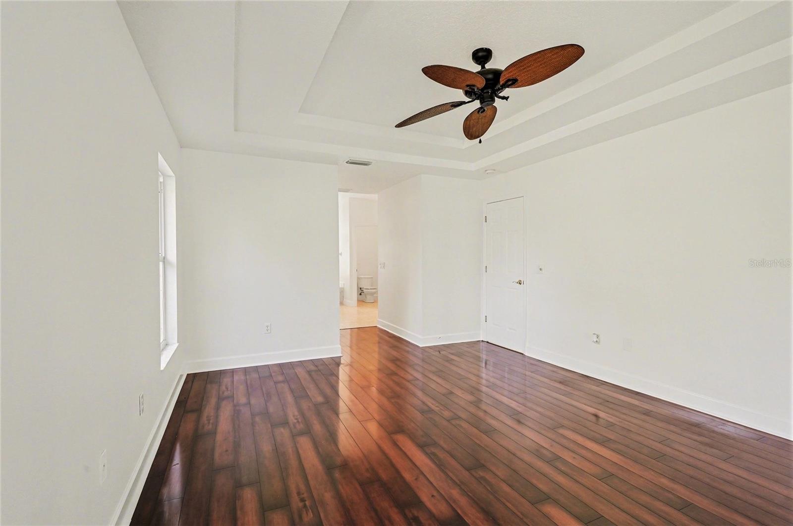 8 Fox Cliff Way Property Photo 17