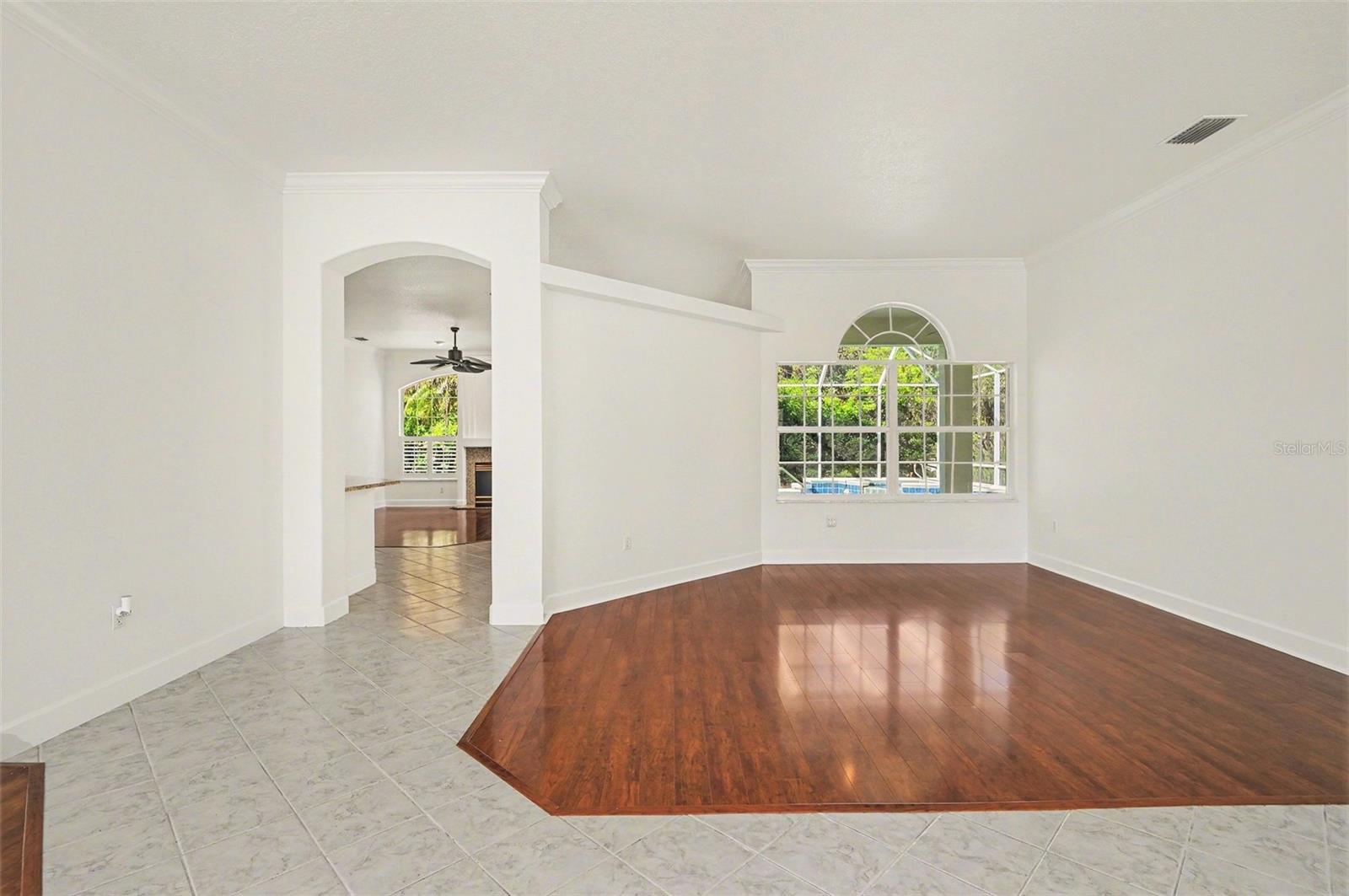 8 Fox Cliff Way Property Photo 18