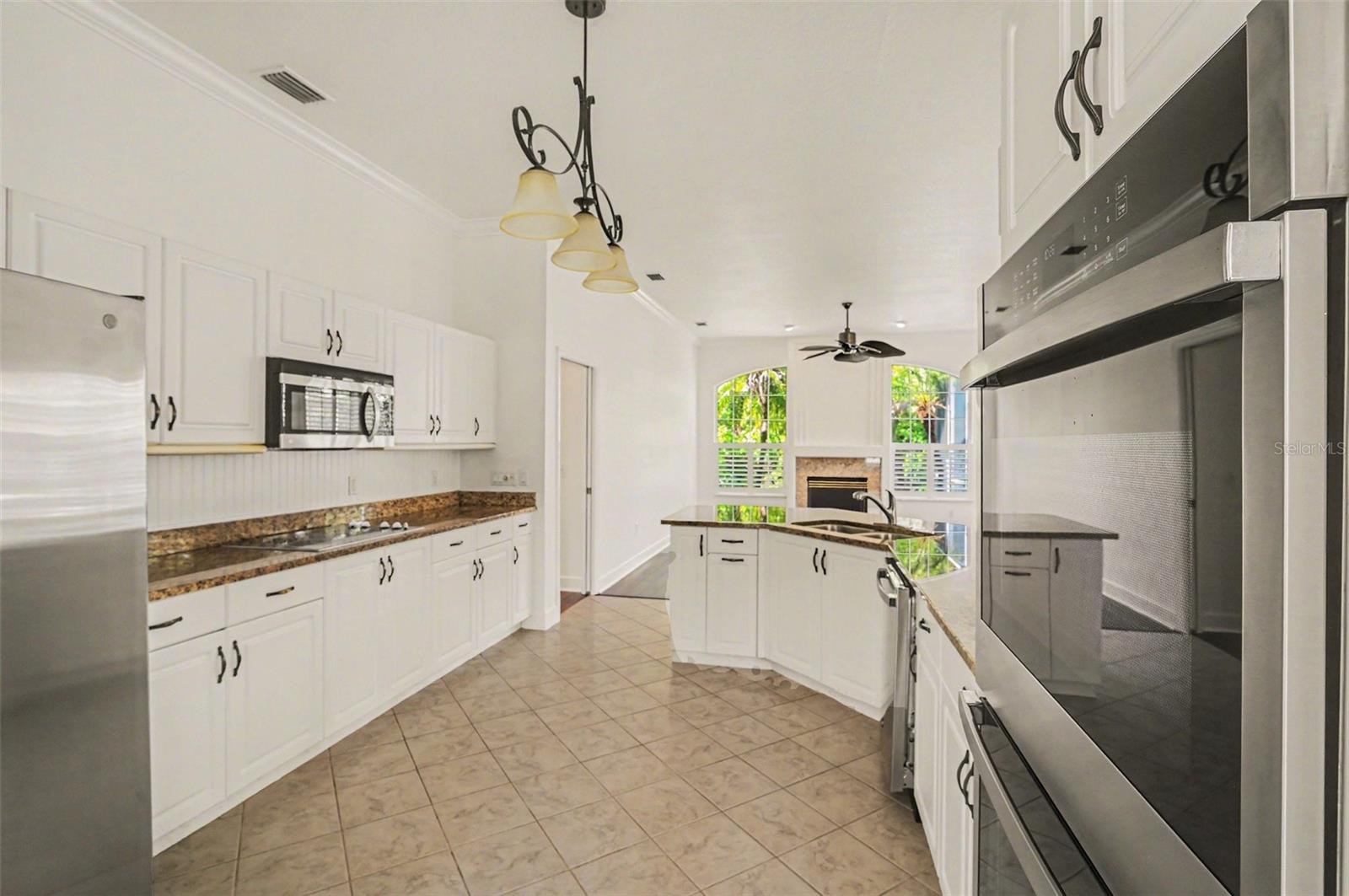 8 Fox Cliff Way Property Photo 19