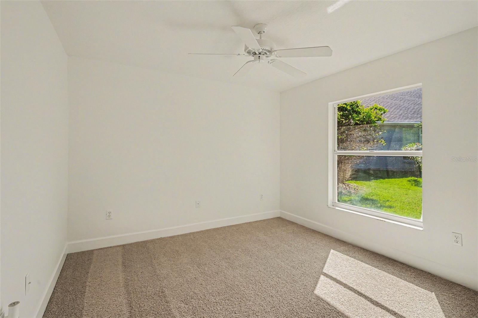 8 Fox Cliff Way Property Photo 23