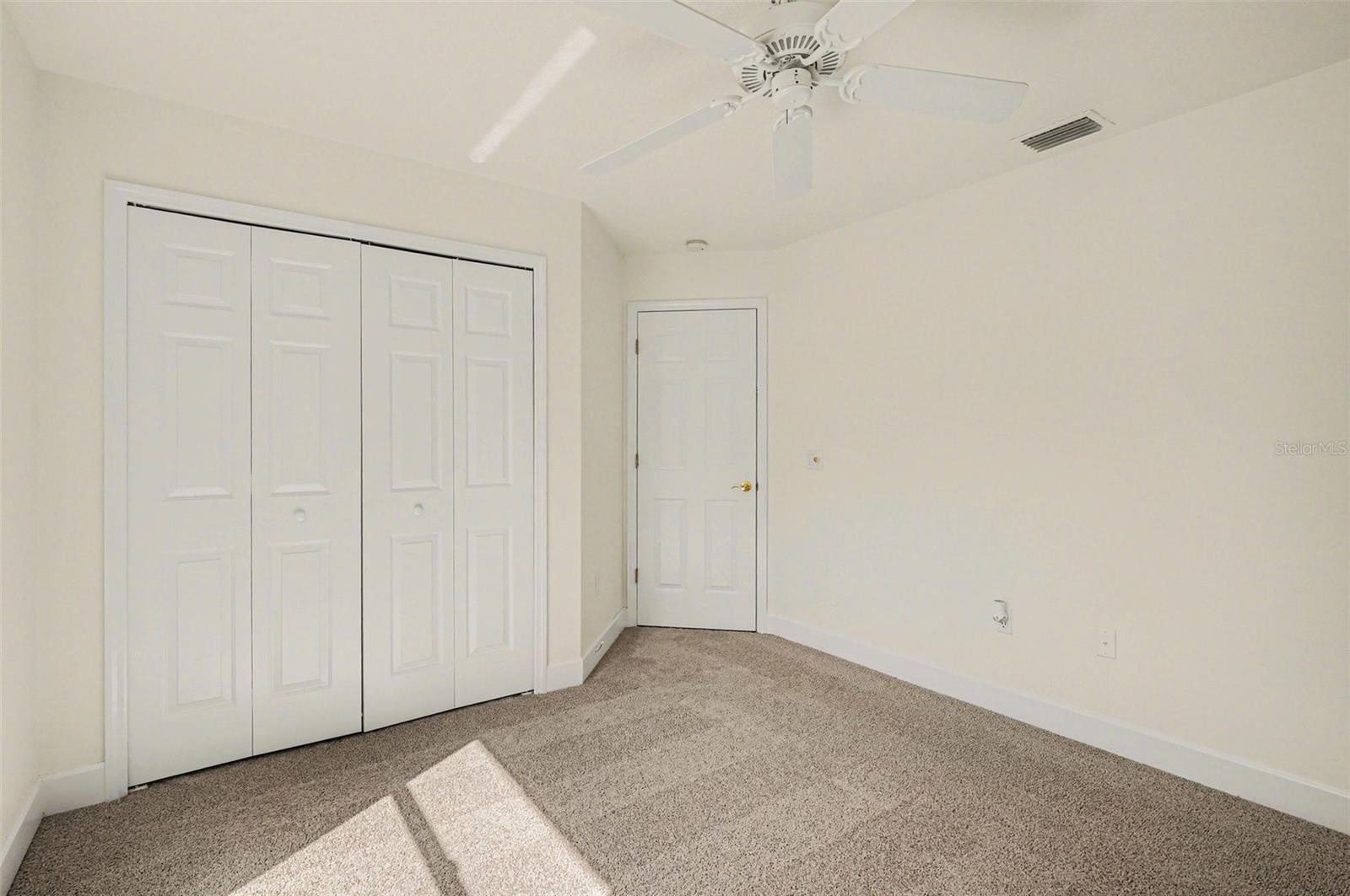 8 Fox Cliff Way Property Photo 25