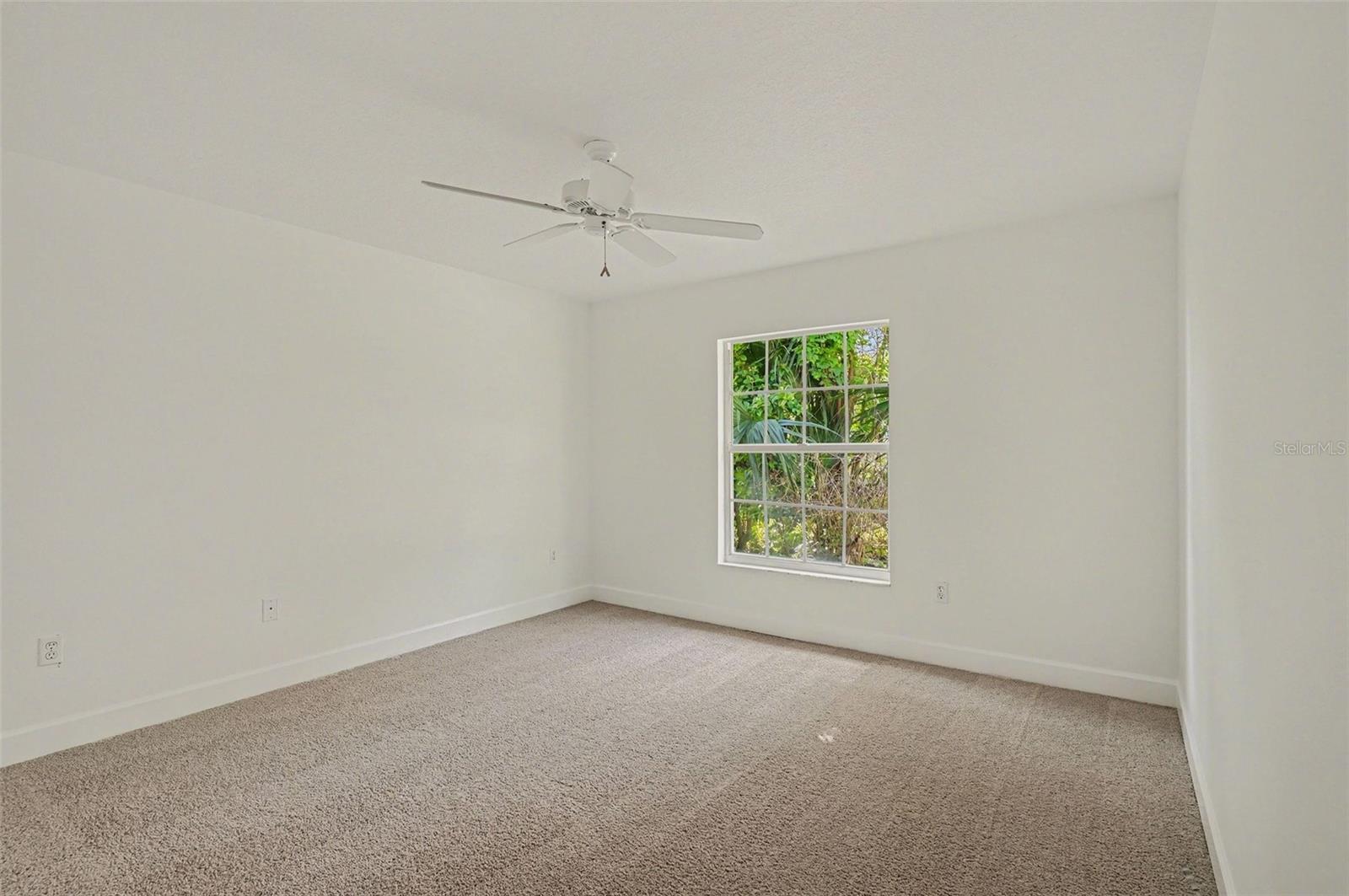 8 Fox Cliff Way Property Photo 28