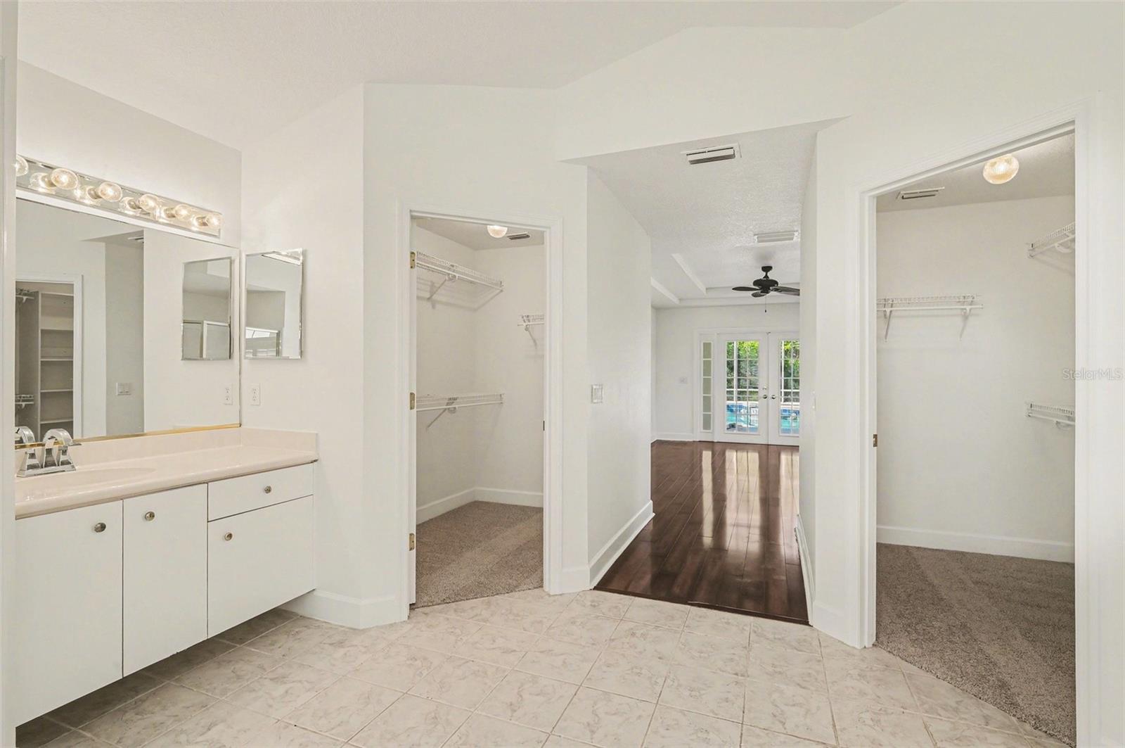 8 Fox Cliff Way Property Photo 29