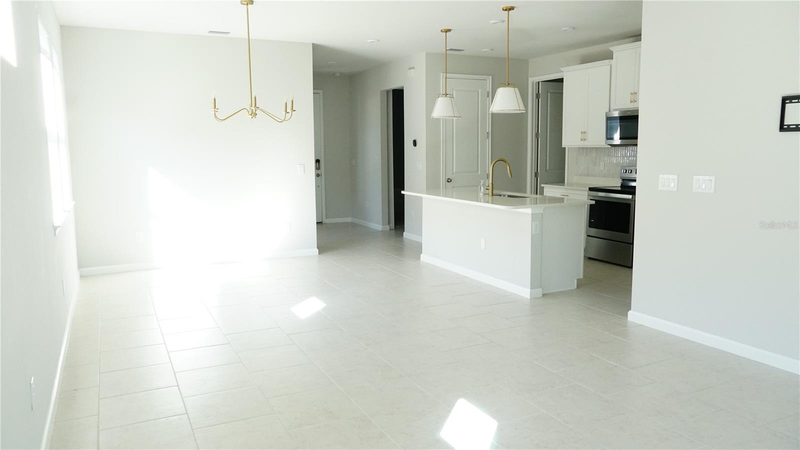 20520 Galileo Pl Property Photo 10