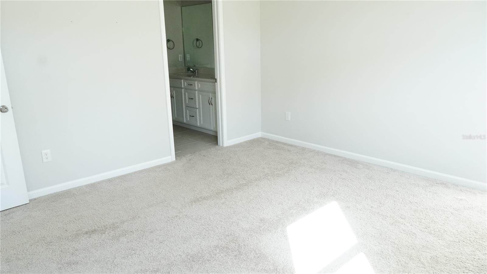 20520 Galileo Pl Property Photo 12