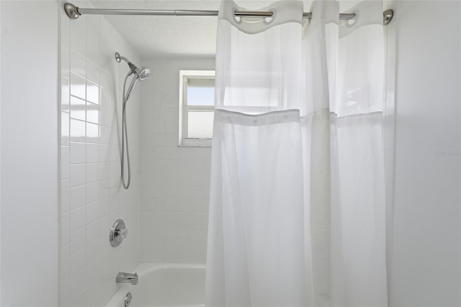 885 Rotonda Cir Property Photo 32