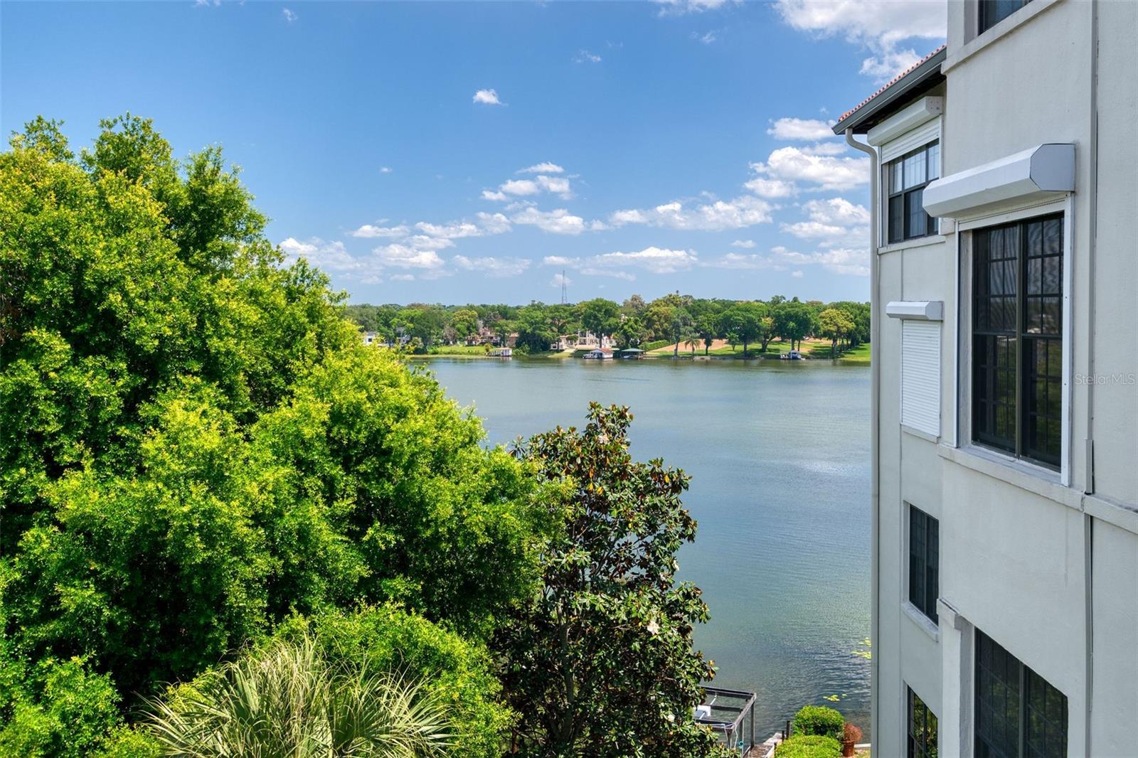 106 S Interlachen Ave #518 Property Photo 8
