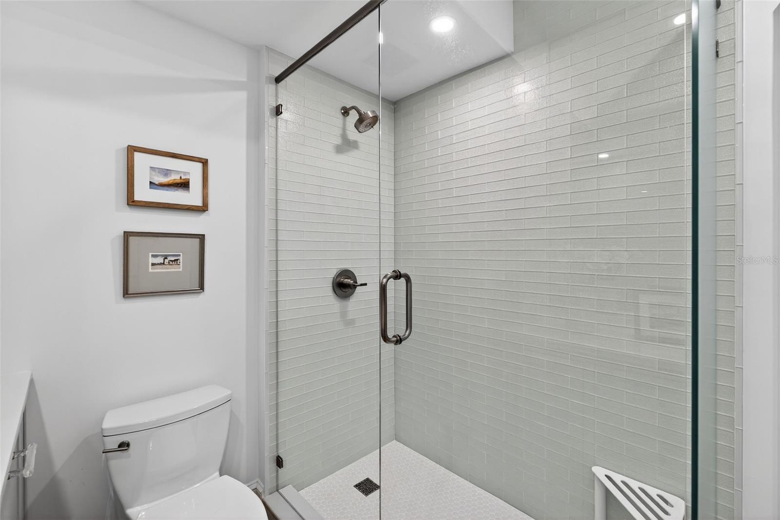 106 S Interlachen Ave #518 Property Photo 41