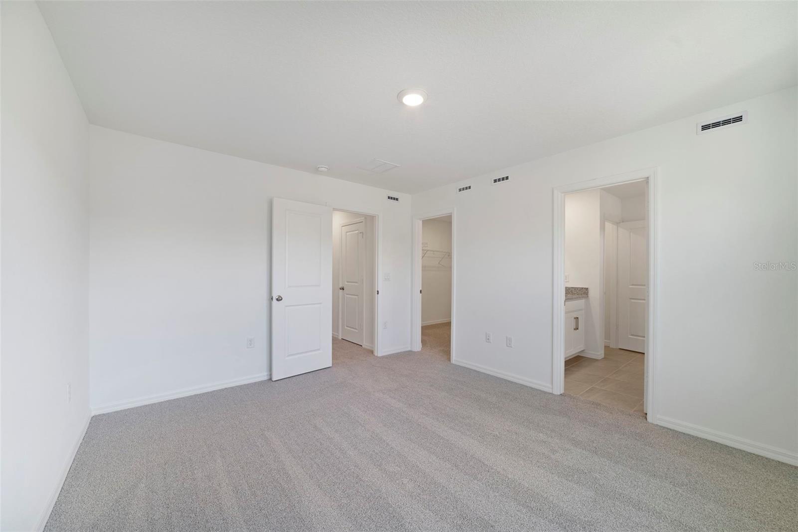 686 Lola Ln Property Photo 14