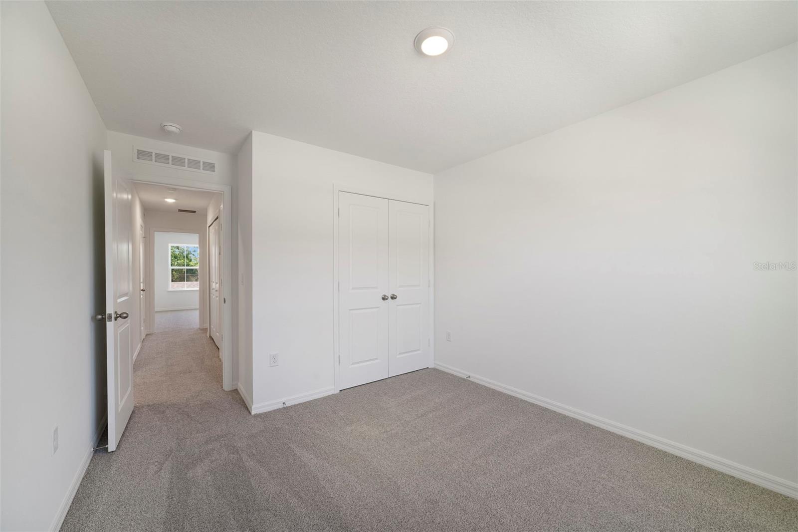686 Lola Ln Property Photo 19