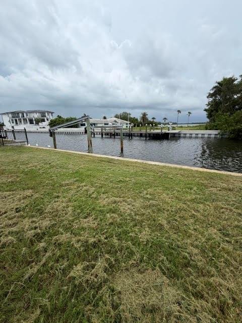 581 Rountree Dr Property Photo 3