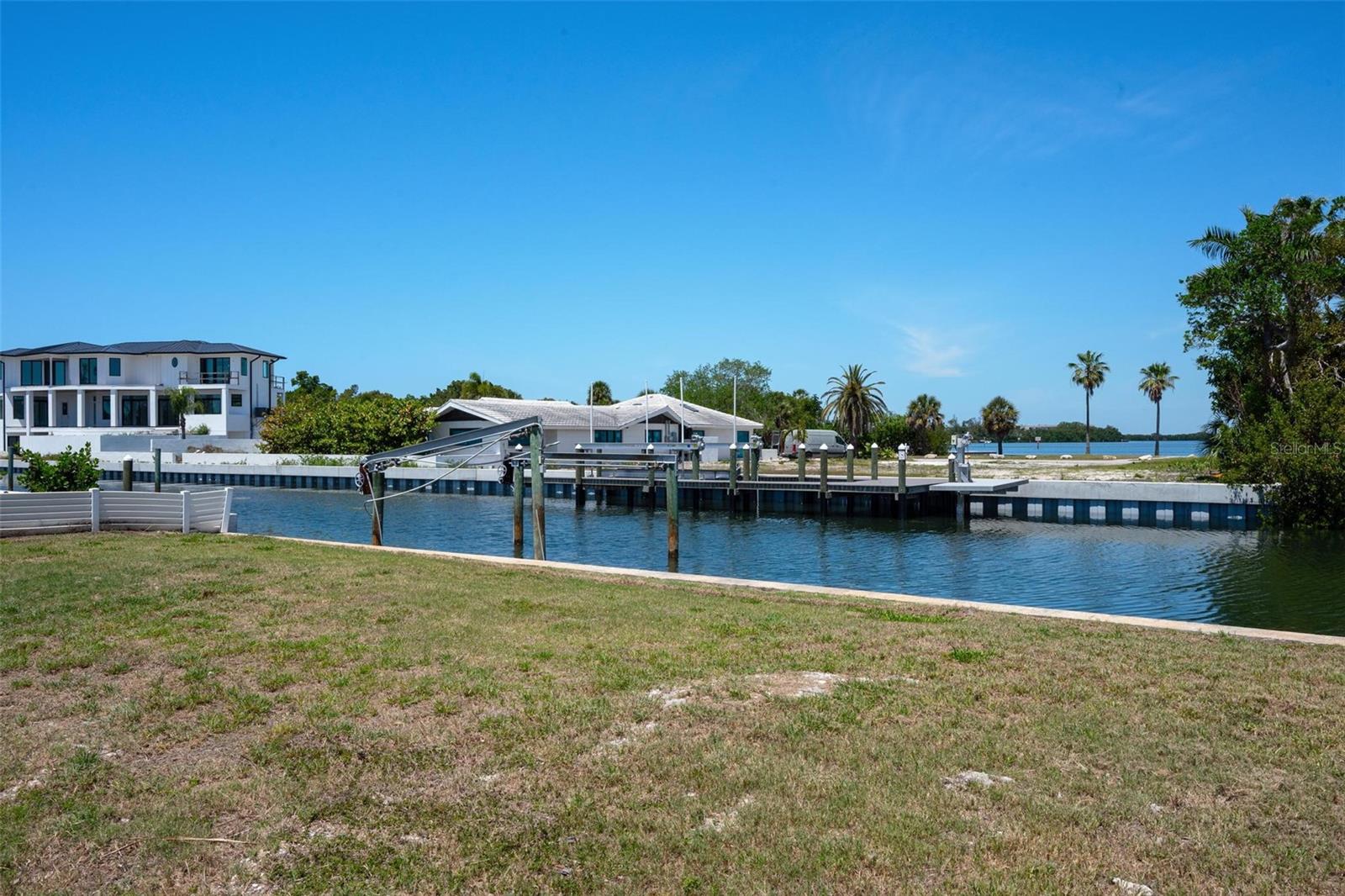 581 Rountree Dr Property Photo 15