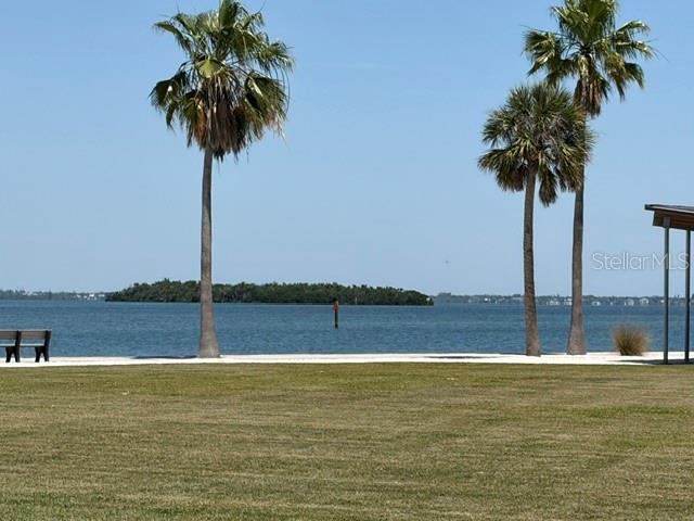 581 Rountree Dr Property Photo 32