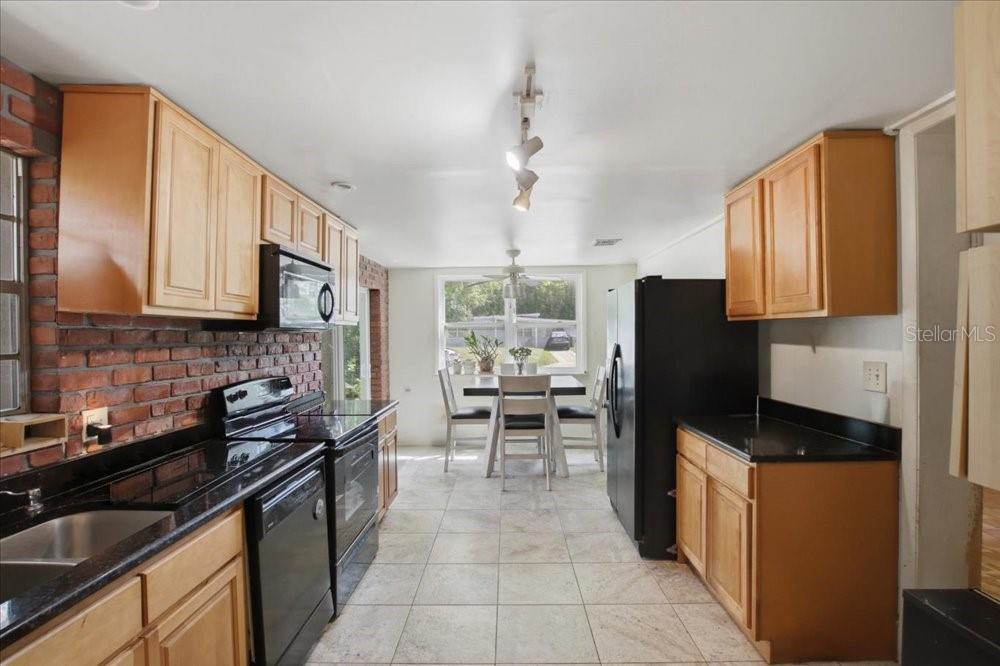 1319 Bessmor Rd Property Photo 5
