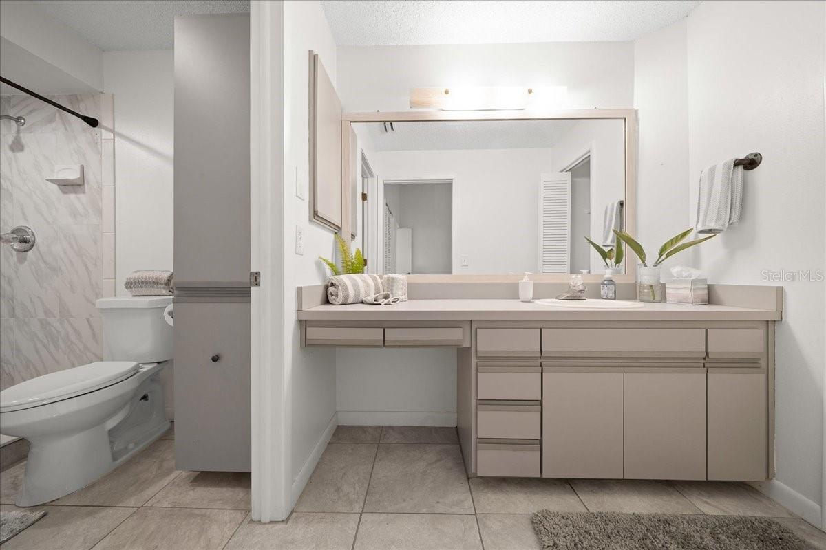 2925 N Rivers Edge Blvd #2925 Property Photo 3