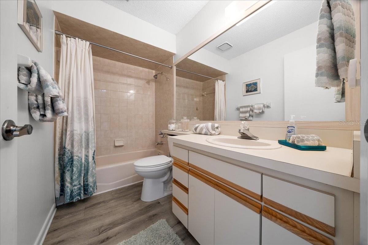 2925 N Rivers Edge Blvd #2925 Property Photo 8