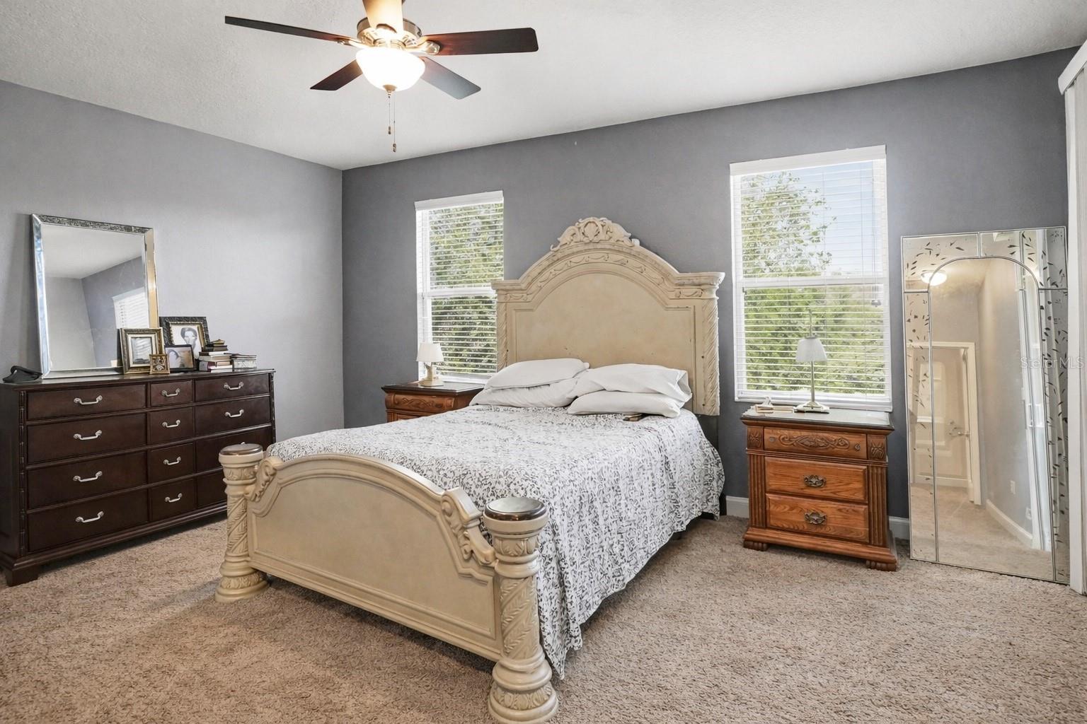 1042 Harmony Ln Property Photo 15