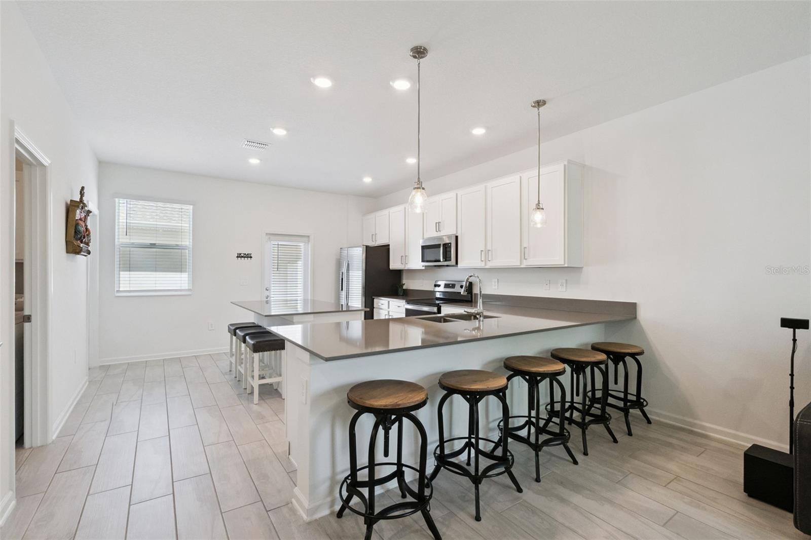 15755 Water Spring Blvd Property Photo 10