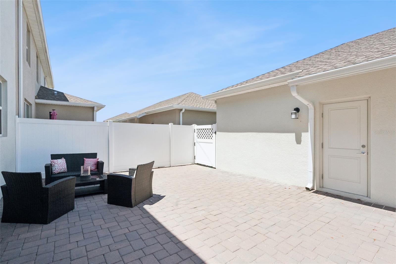 15755 Water Spring Blvd Property Photo 23