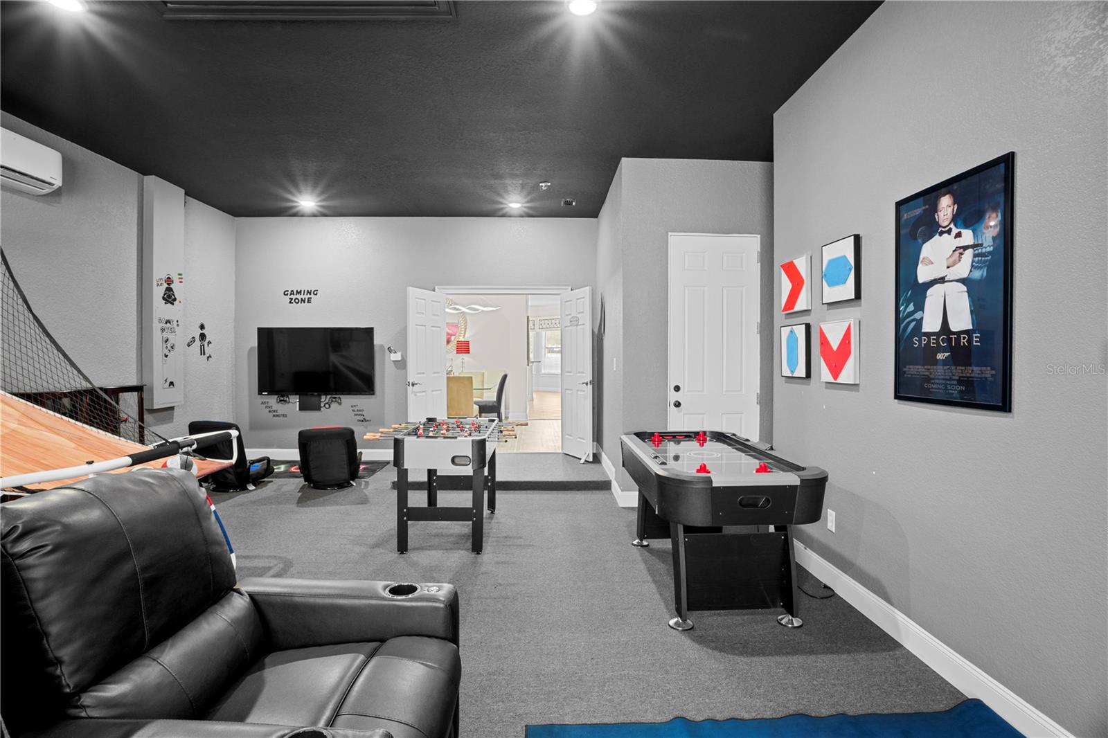 7388 Gathering Ct Property Photo 26